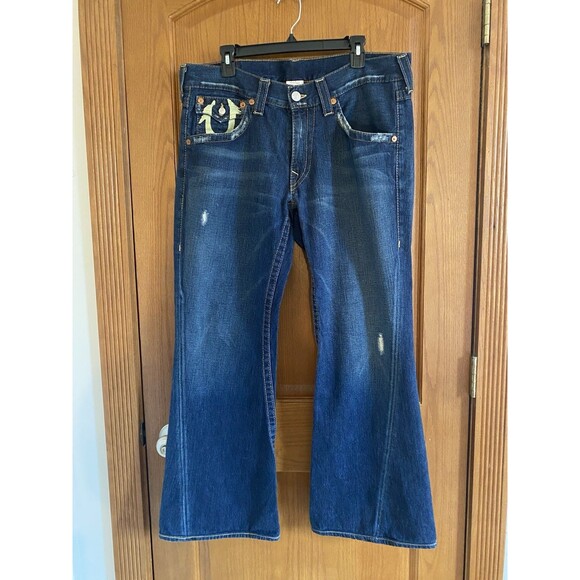 True Religion Men Denim Jeans 36 Bootcut/Flare Twisted Seams Green/Yellow Paint - Picture 2 of 13